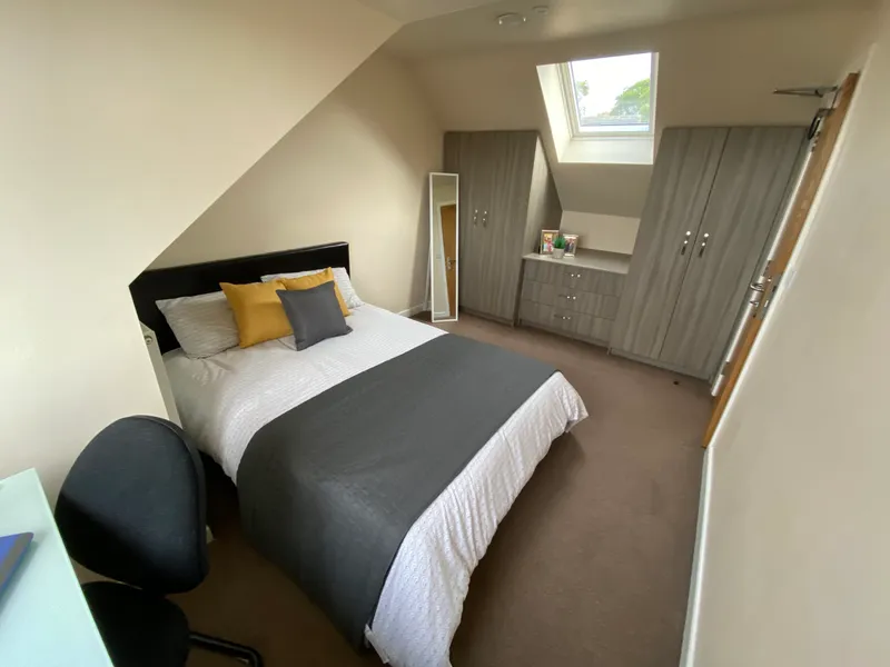 5 Bed Student House // Aug 2026 - Image 6